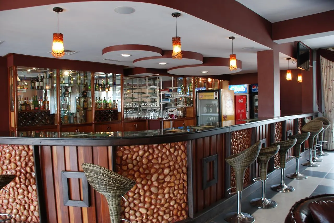 Silver Springs Hotel Kampala 4*,